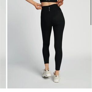 Base Ribbed 7/8 Legging (Black)